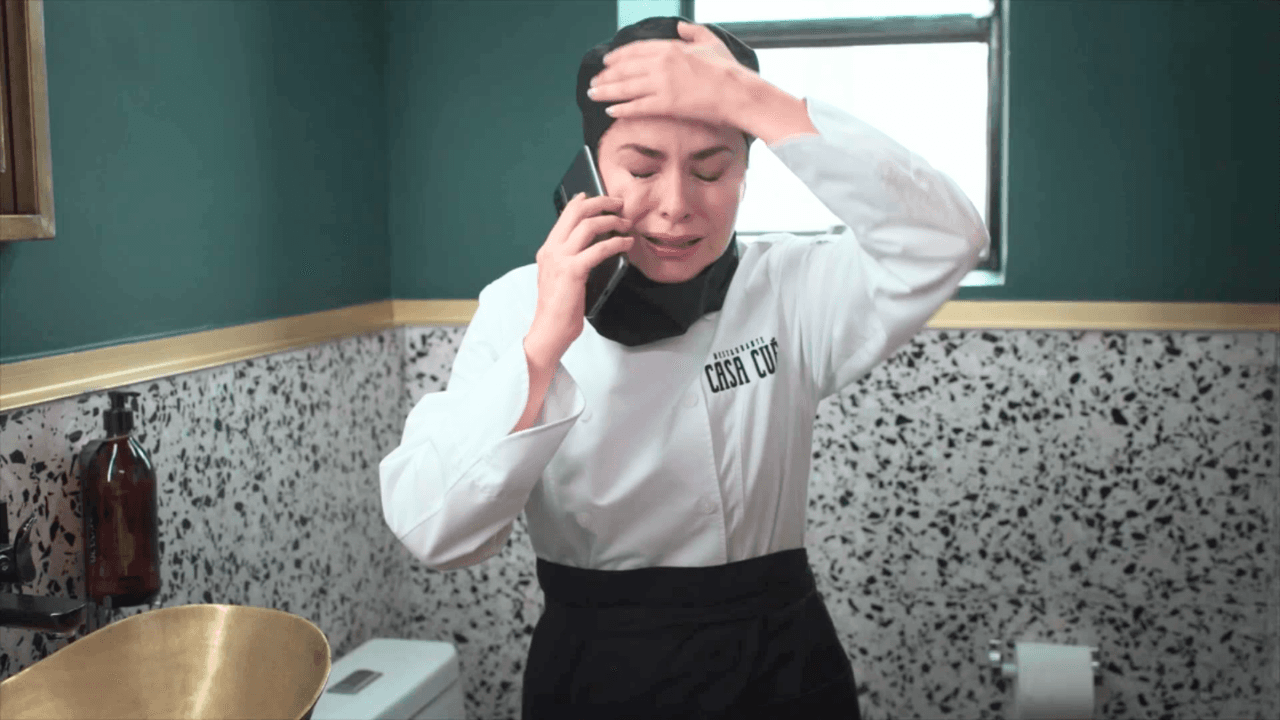 Rebeca al borde de la locura por Aura | Hermanas, Un amor Compartido | Capítulo 19