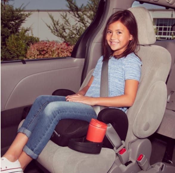 <b>Tipos de sillas</b>
<br>
<b><u>Booster:</u></b> Es un cojín que 
<b>eleva al infante de modo que el cinturón</b> puede ajustárse correctamente a su cuerpo. Se recomienda su uso en promedio entre los ocho y doce años de edad (estimado) o entre 80 y 100 libras (36 y 45 kg).
<br>El uso del booster debe ser siempre en el asiento trasero.