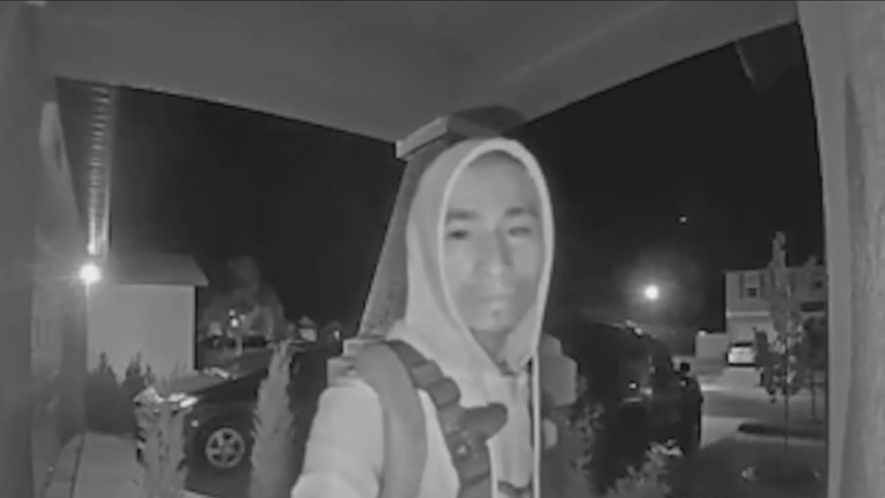 Hombre arrestado tras irrumpir en una vivienda en Wimauma y dormir en la sala de su víctima
