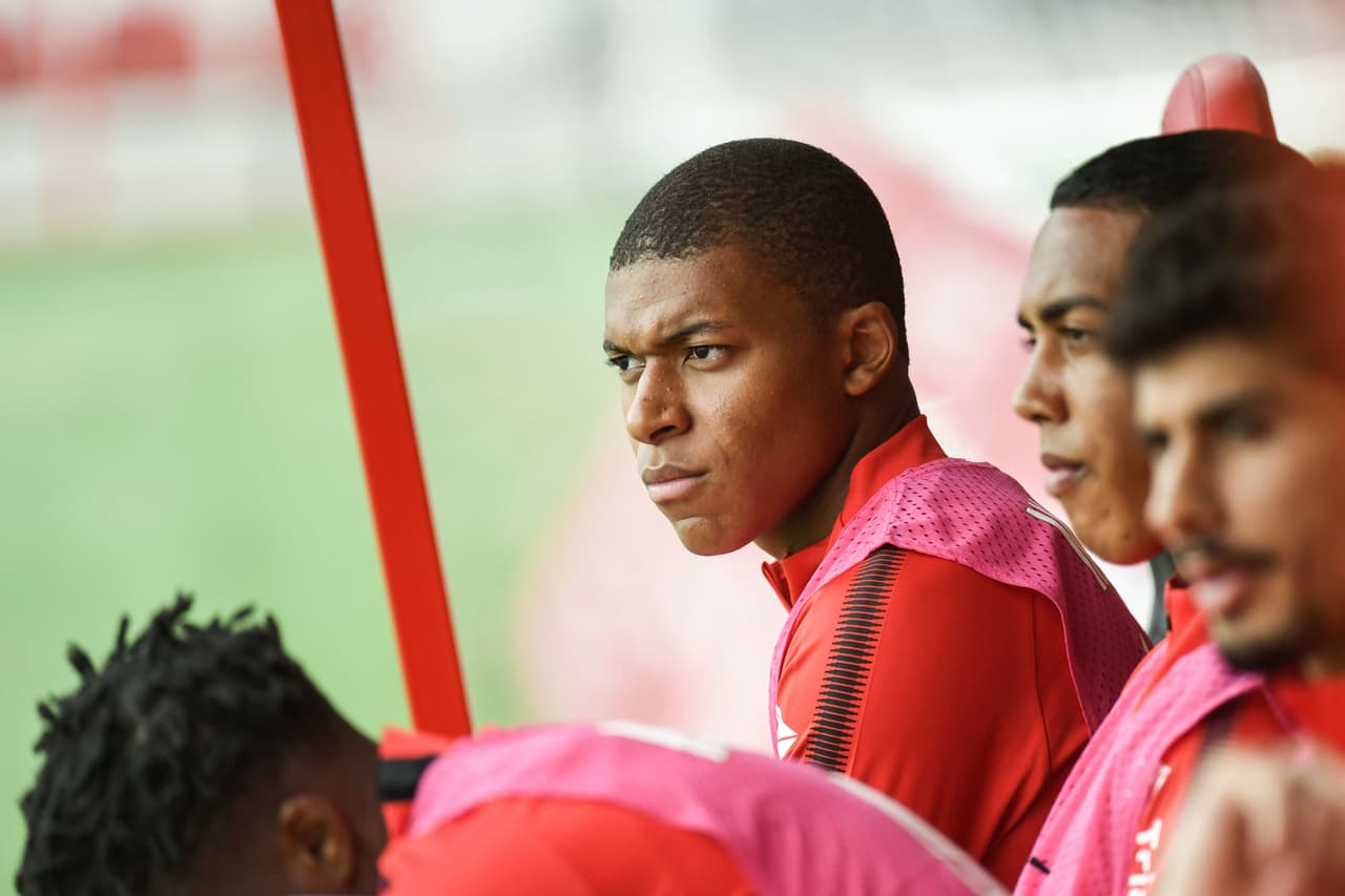 Mbappé fue excluido de entrenamiento del Mónaco por discusión con un compañero de equipo