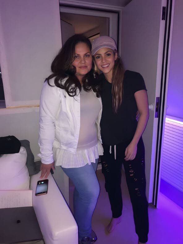 Lily Melgar y Shakira.