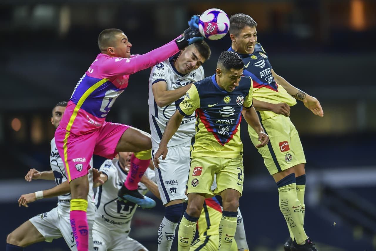 Rebasando los primeros 10’, las Águilas comenzaban a dominar el encuentro.