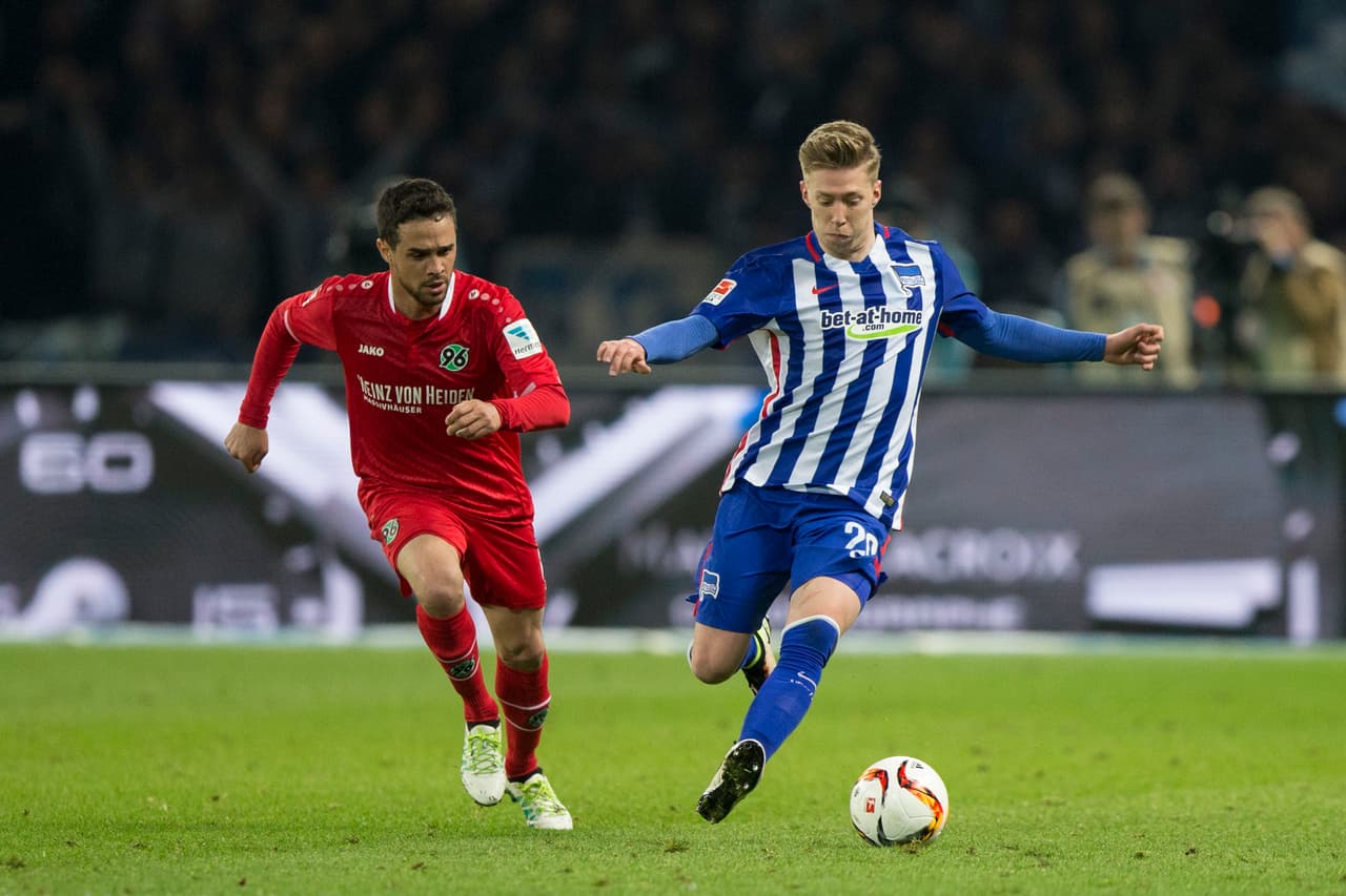 El Hertha Berlín no pasa del empate 2-2 ante el colista Hannover 