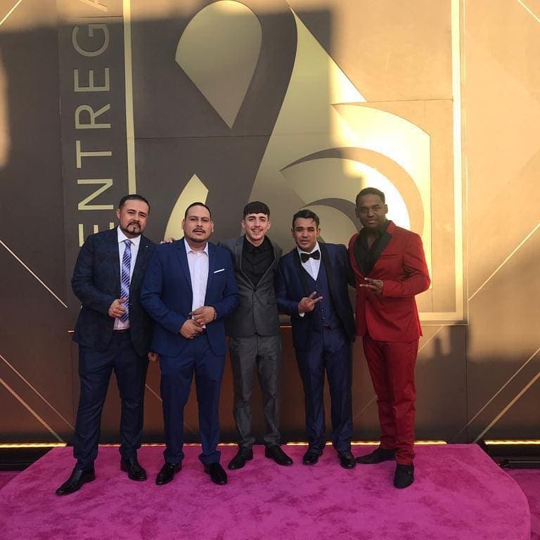 Hasta la fecha tienen tres materiales de estudio, el más reciente es 'Green Trip'. Su canal de YouTube alcanza casi medio millón de suscriptores.