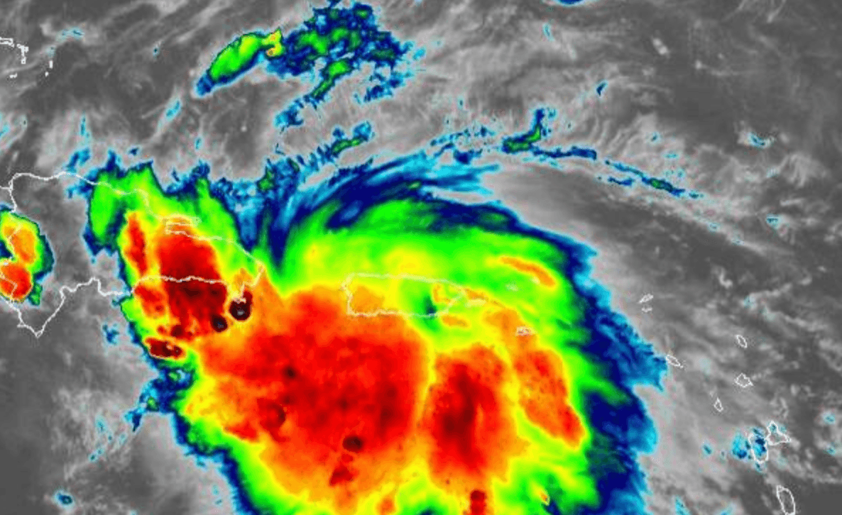 La tormenta tropical Laura se dirige a República Dominicana pero dejará lluvias en Puerto Rico