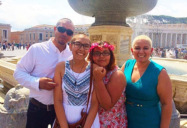 Durante su visita al Vaticano, la joven de Arizona con cáncer terminal disfrutó de Italia con su familia.