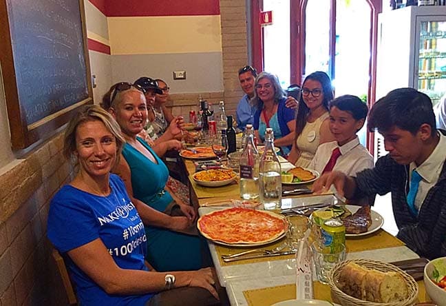 Durante su visita al Vaticano, la joven de Arizona con cáncer terminal disfrutó de Italia con su familia.