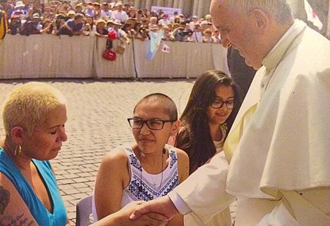 Durante su visita al Vaticano, la joven de Arizona con cáncer terminal disfrutó de Italia con su familia.
