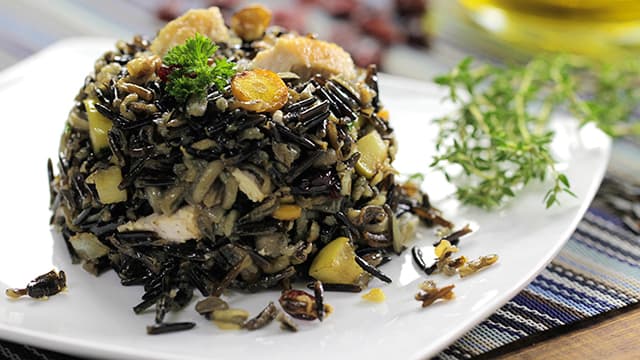 Receta #Reto28: arroz silvestre con pollo, peras y almendras