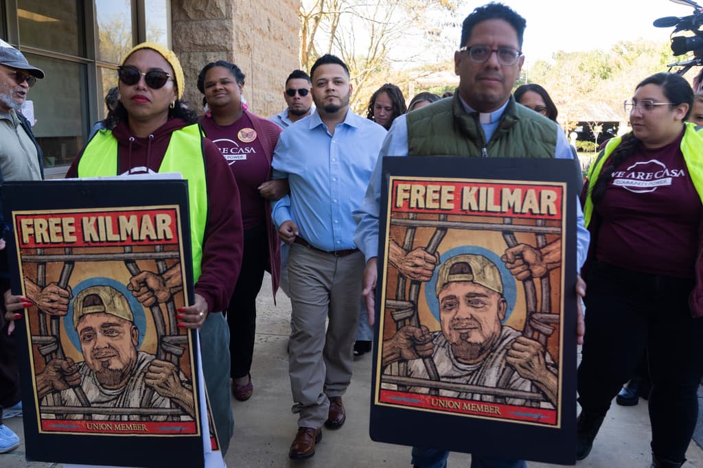 Se cancela abruptamente la audiencia sobre el caso de deportación de Kilmar Ábrego García