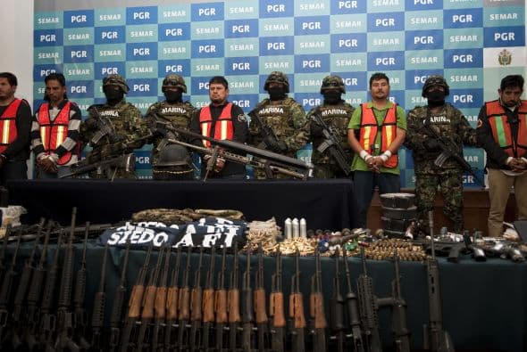 “Tenemos mínimo 20,000 desaparecidos contados por organizaciones internacionales, desplazamientos de casi 50,000 personas”, y matanzas terribles como la que en agosto del 2010 le costó la vida a 72 inmigrantes hallados sin vida en San Fernando, agregó.