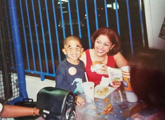 Su look lo hace diferente, se ve mayor para su edad y audicionó el día de su cumpleaños.