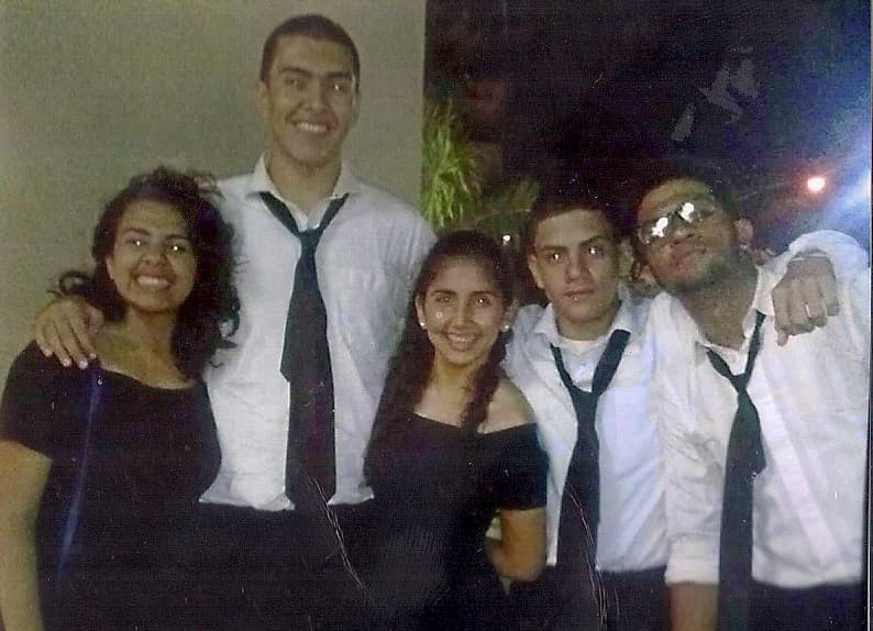 Su look lo hace diferente, se ve mayor para su edad y audicionó el día de su cumpleaños.