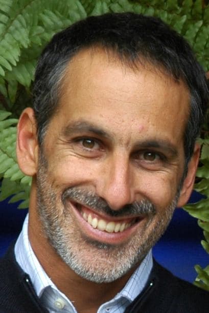 La verdad es que ya extrañábamos a este gran actor. ¡Recordemos su trayectoria!