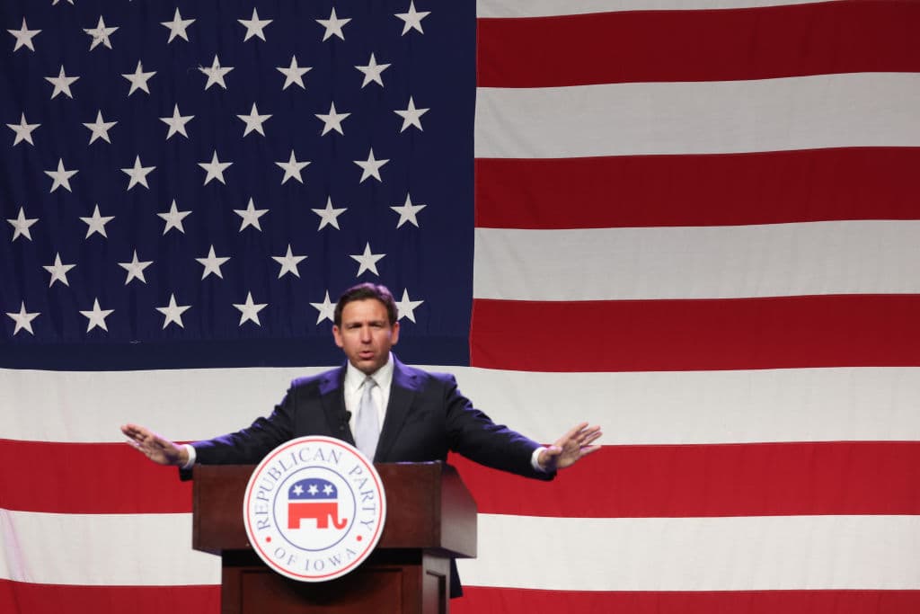 Ron DeSantis durante un evento de campaña en DesMoines, Iowa, el pasad 28 de julio de 2023.