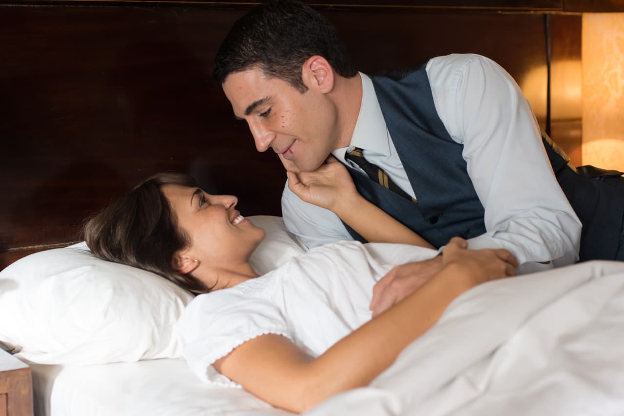 Pero el amor de ambos es demasiado fuerte.