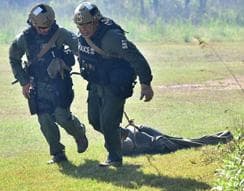 Las instalaciones propuestas por DHS en el documento llevan por nombres "Pecera", "Arizona" y "Chicago", y establece que requieren, para empezar, cinco dispositivos, los cuales podrían ampliarse hasta 50.