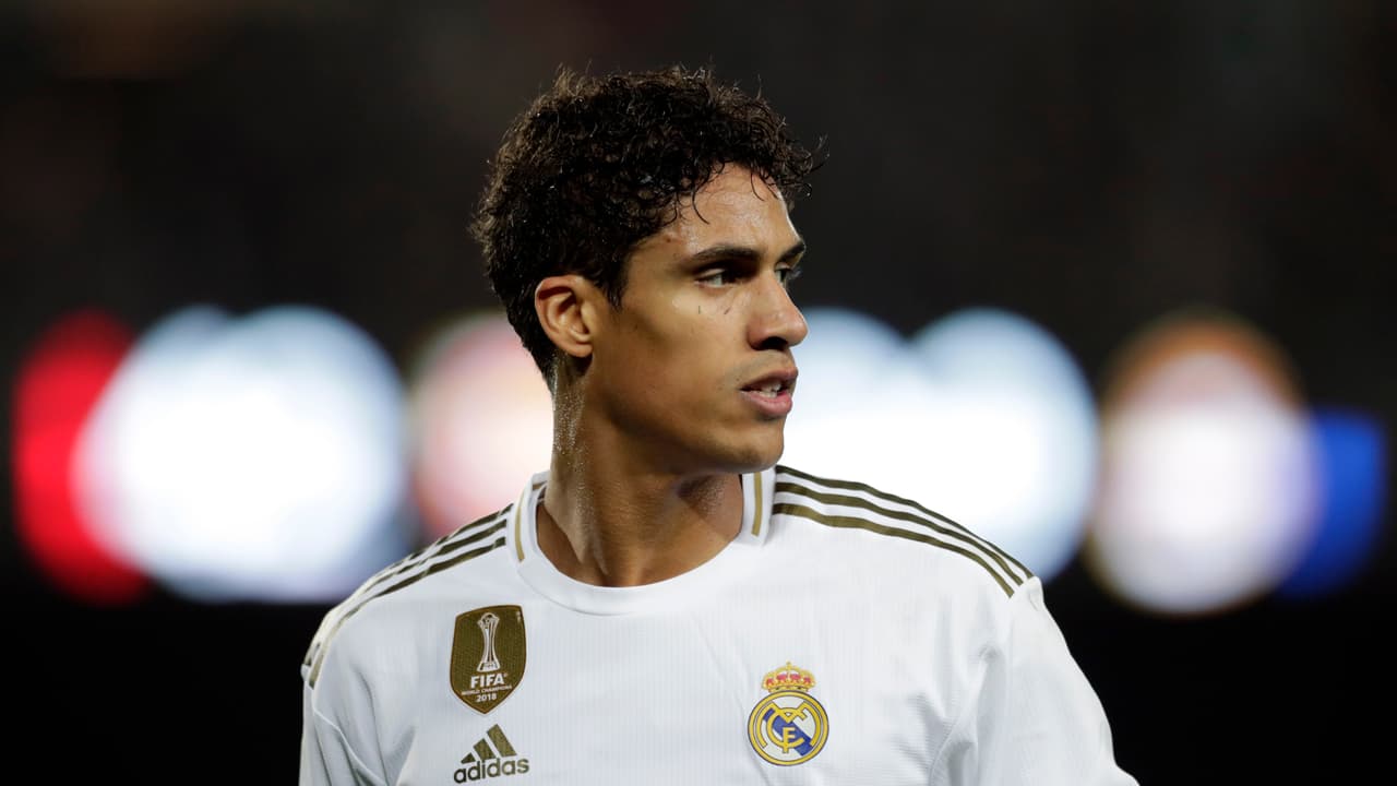 Varane no aclaró su futuro: “Estoy centrado en dar todo en el campo”