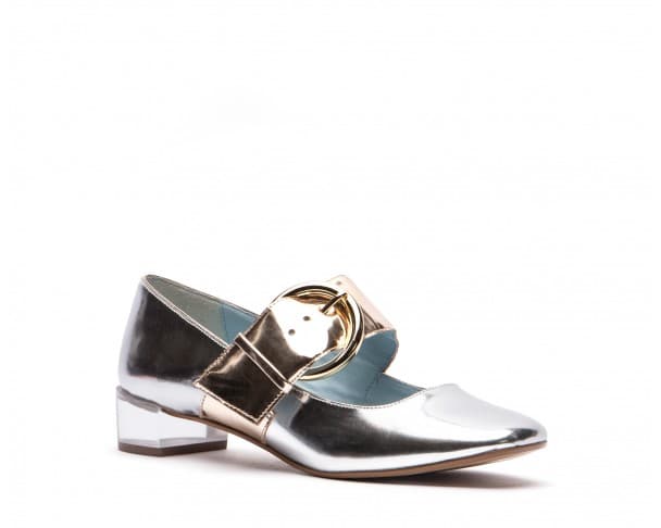 Después de la muerte de Spade, los diseños creados por ella y nombrados en honor de su única hija (Frances Beatrix Spade) se agotaron en la tienda en línea.