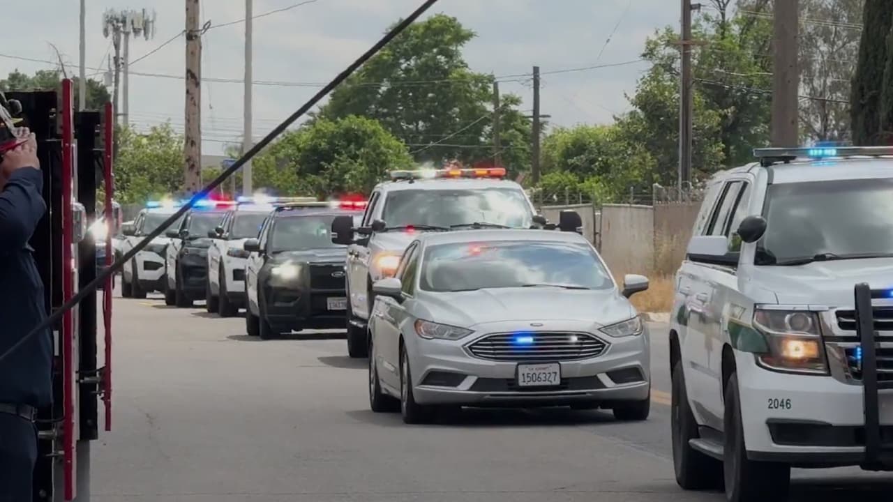Así se vivió la escolta fúnebre del oficial Randy Hoppert tras ser asesinado en su servicio