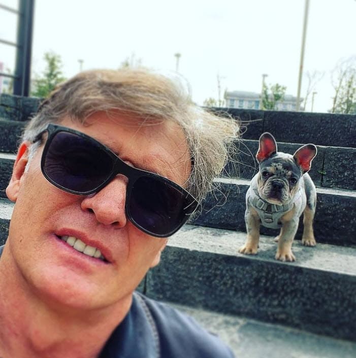 "El mío fue viajando justamente a Brasil", contó el actor de 55 años.
<br>