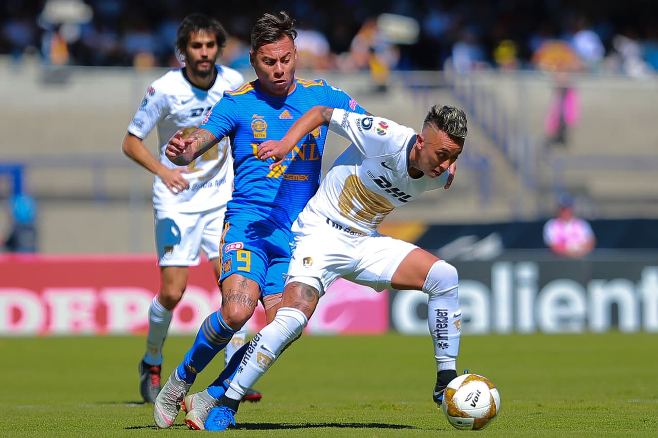 <b>Martín Rodríguez (Pumas)</b>. El mediocampista chileno se caracteriza por ser un jugador de chispa y picardía, pero eso es lo que le hizo falta para brillar en la serie ante los Tigres, necesita mejorar.