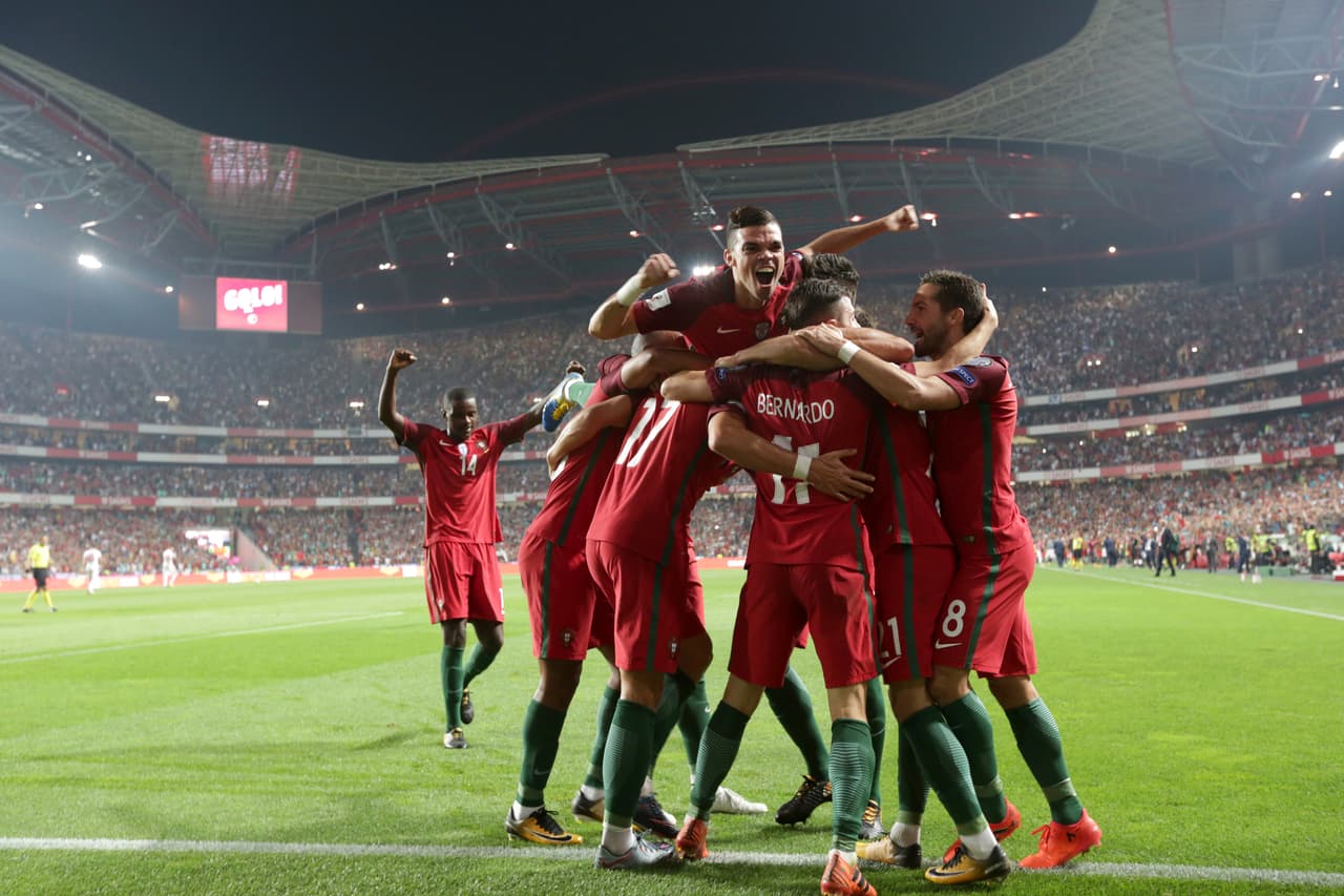 Un autogol de Johan Djourou y una anotación de André Silva le sirvieron al equipo luso para conseguir los 3 puntos necesarios para avanzar de forma directa a la Copa del Mundo.