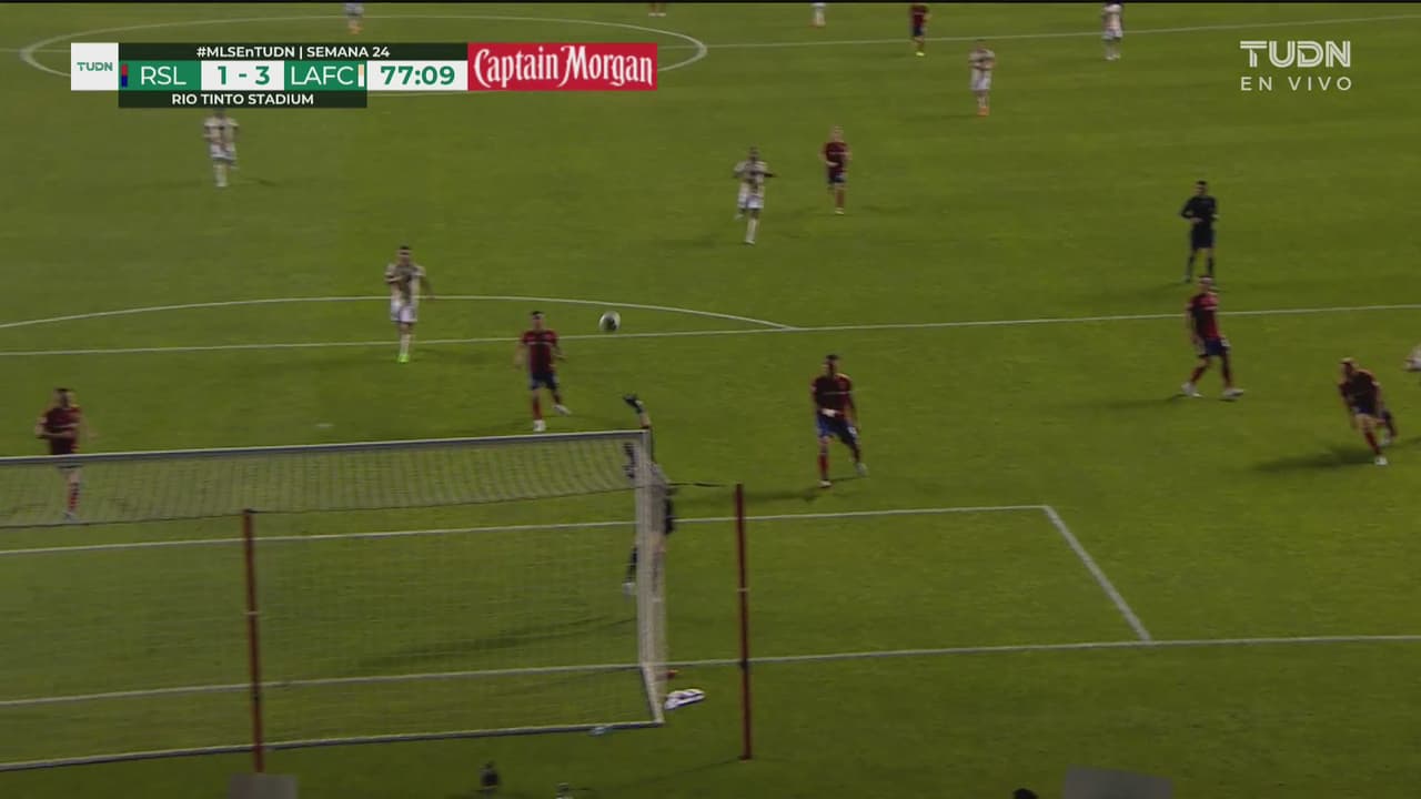 ¡Quiere su gol! Gareth Bale revienta y MacMath desvía