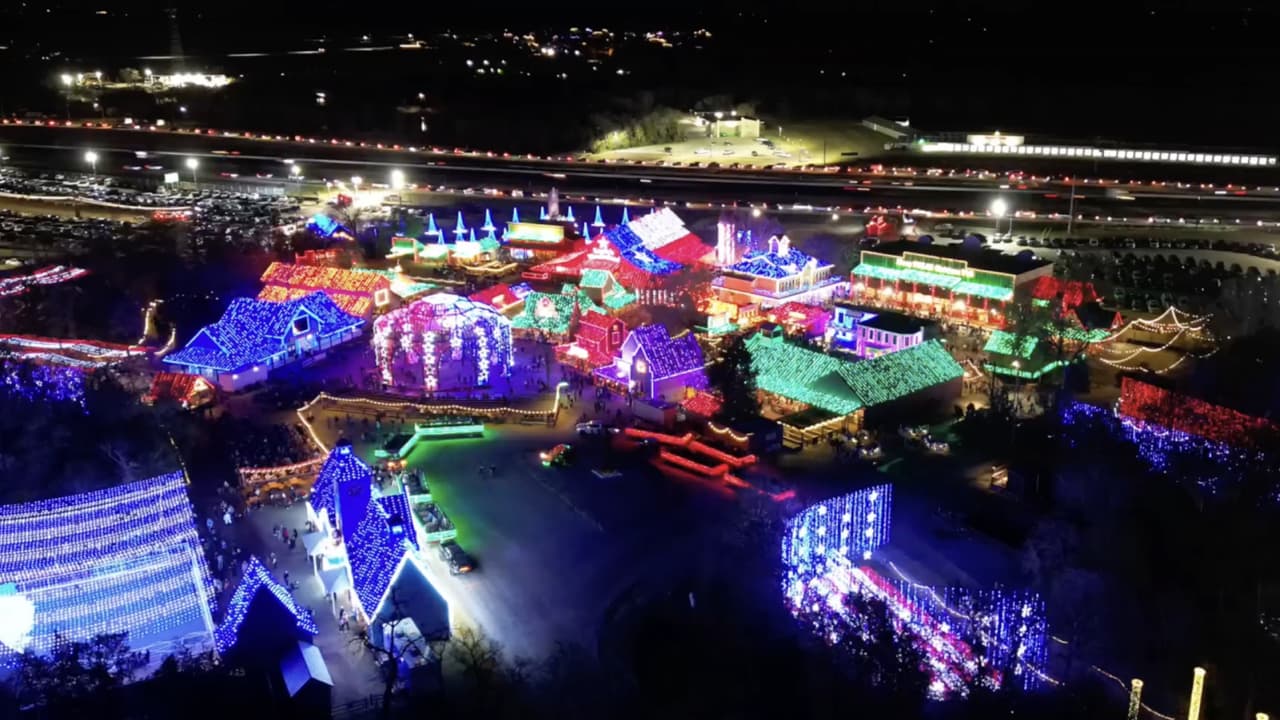 Este pueblito navideño texano revive cada año antes de las festividades decembrinas.