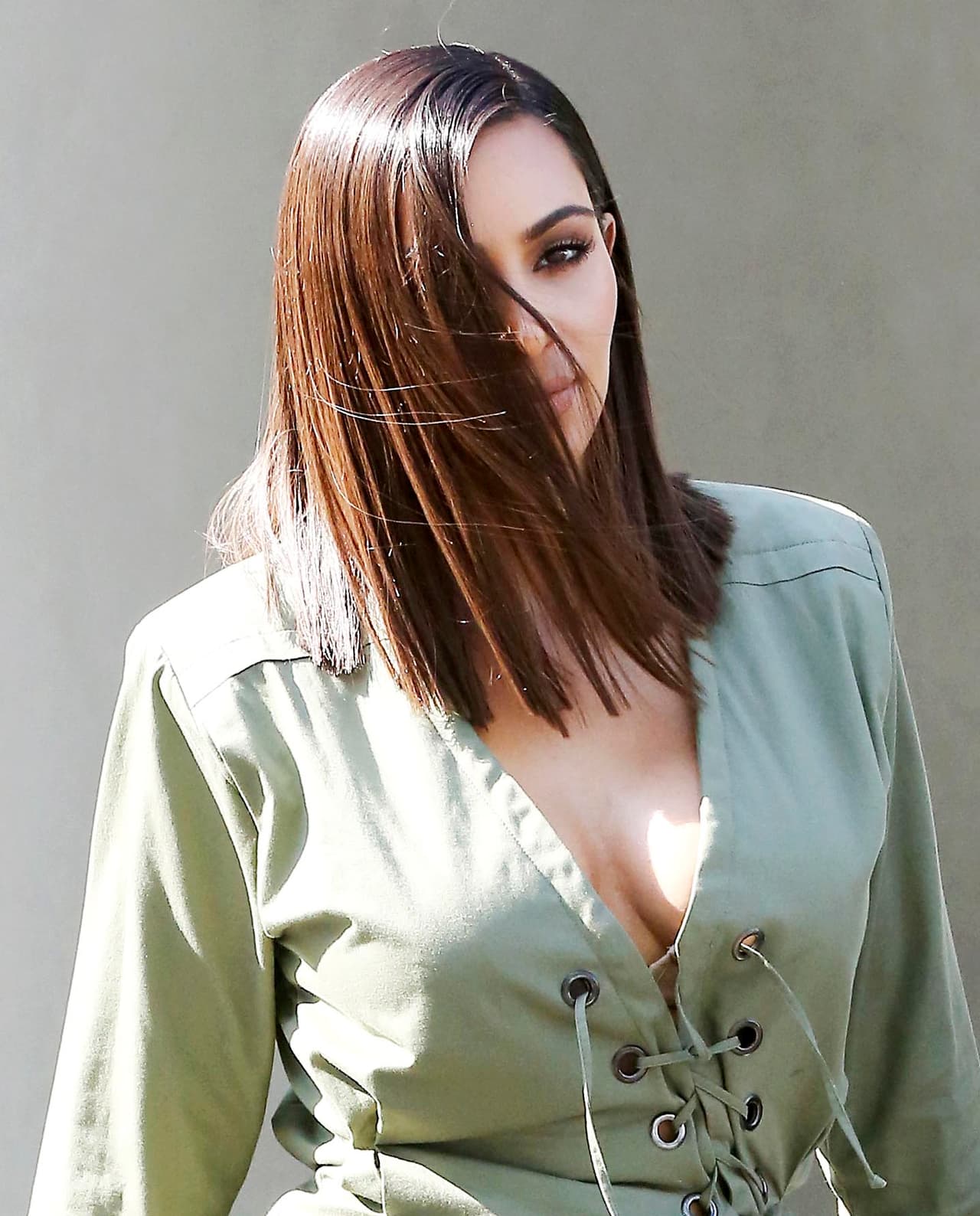 Kim le dijo adiós a la larga melena.