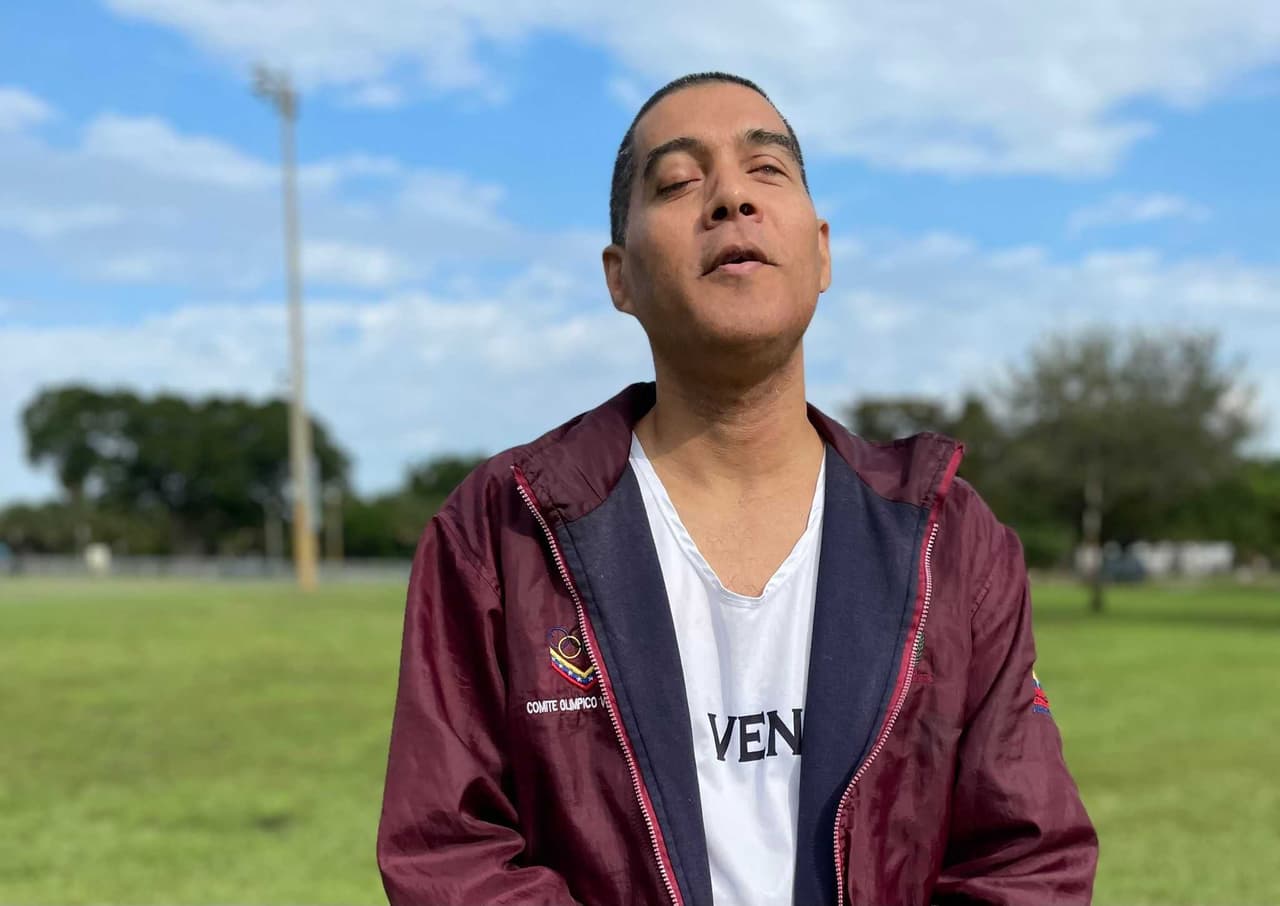 Este atleta ciego ganó medallas y viajó por el mundo, hoy vive en las calles de Florida