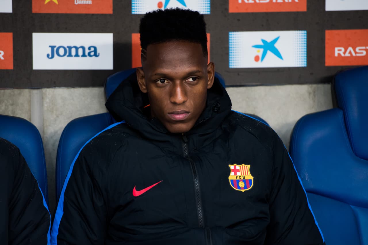 En el banco de suplentes se quedó todo el partido el defensa colombiano Yerry Mina, quien aún no debuta como culé.