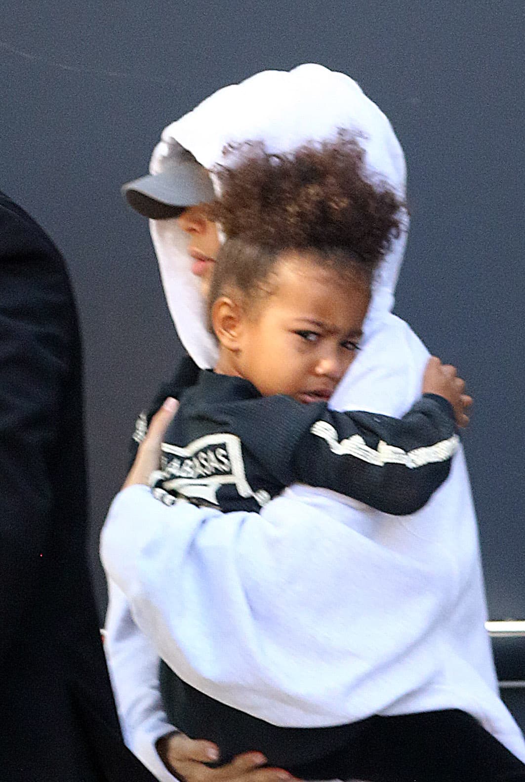 Regresaron a Estados Unidos rápidamente y se instalaron en el departamento que les dieron en Manhattan.