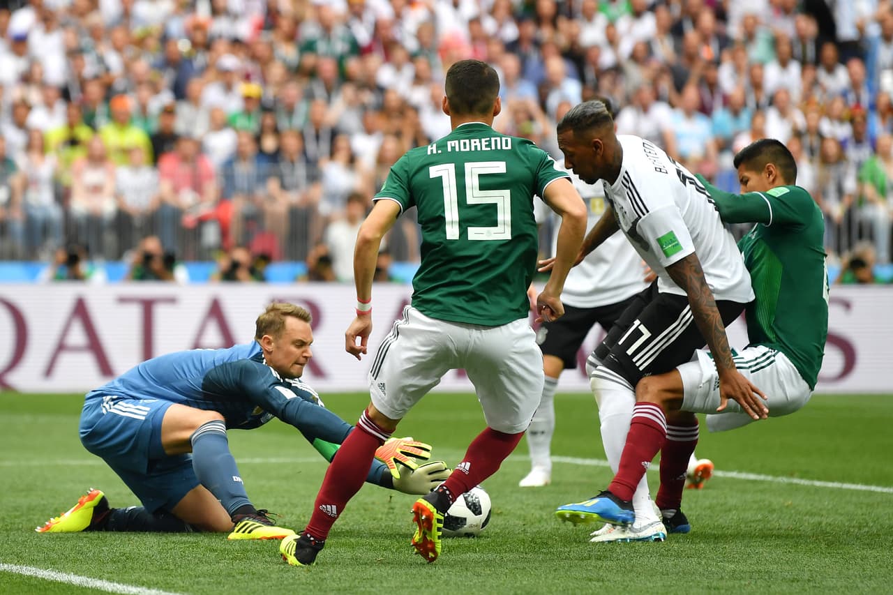 Desde muy temprano, México se acercó al arco de Alemania y generó oportunidades de gol.