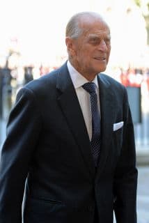 El príncipe Philip, esposo de la reina Isabel II de Inglaterra, ha roto un récord histórico en la familia real británica.