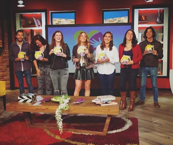 No olviden donar al Teletón; cualquier cantidad es marvillosa y los pequeños lo agradecen muchísimo.