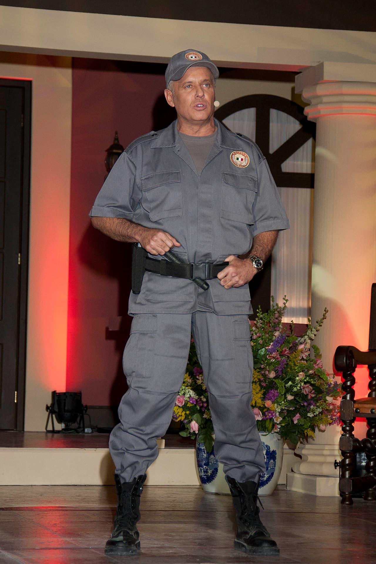 <b><a href="http://www.univision.com/temas/alexis-ayala">Alexis Ayala</a></b> también era uno de los villanos del melodrama, pero su personaje escondía un secreto con el de 
<b>Sergio Sendel</b>, pues muchas veces se insinuó que ambos tenían un romance oculto dentro de la historia.