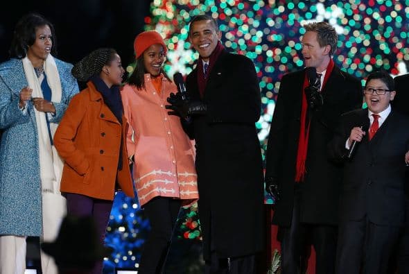 El presidente Obama recordó también a las víctimas del huracán 'Sandy'. "Ni los árboles tienen asegurado su trabajo en Washington", bromeó el Mandatario en el evento al que acudieron celebridades.