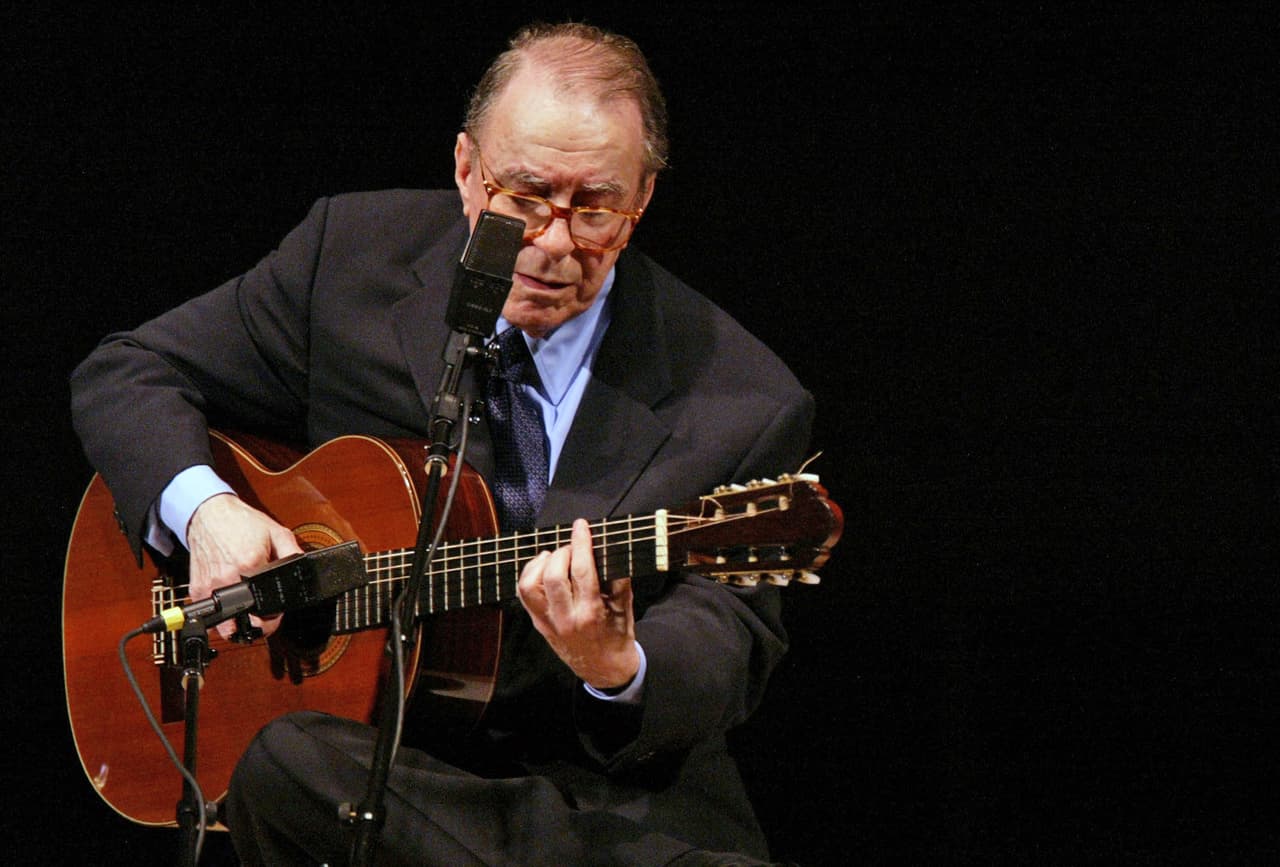 A los 88 años, muere Joao Gilberto, padre de la 'Bossa Nova'