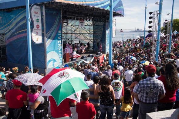 La comunidad mexicana se reunio en el historico Penn's Landing para celebrar el dia de la independencia mexicana. Estas son algunas imagenes.