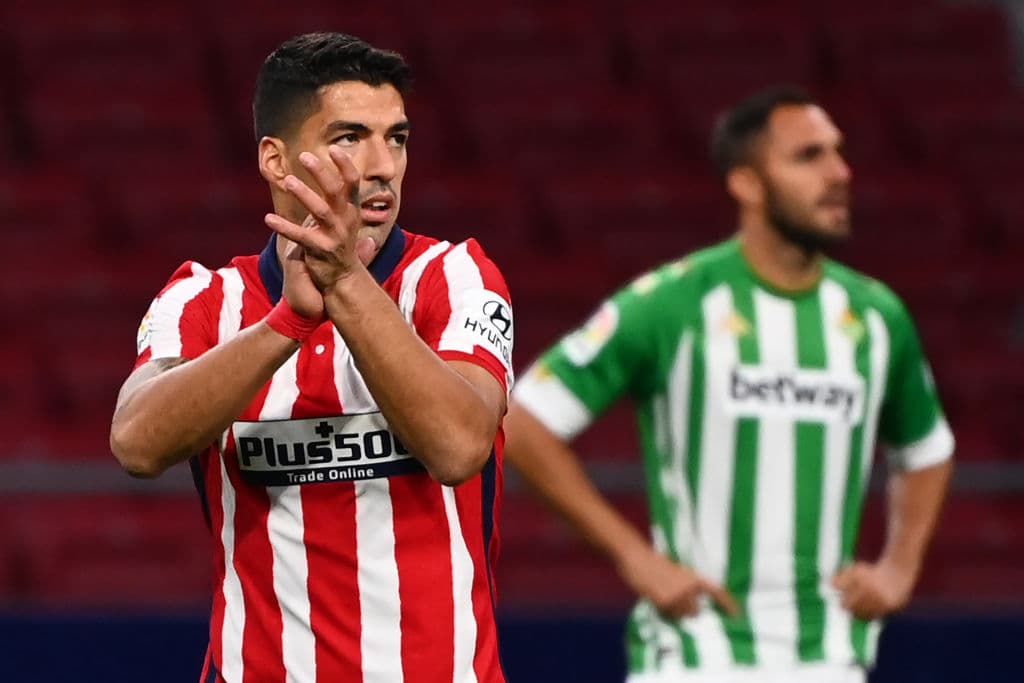 Atlético de Madrid vence al Betis en La Liga | Con goles de Llorente y Suárez, los colchoneros despacharon 2-0 a los de Pellegrini; Héctor Herrera ingresó al 46’.