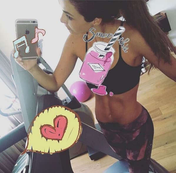 Anahí lució un abdomen torneado en una foto en sus redes sociales a un mes de haber dado a luz a Manuel.
<br>