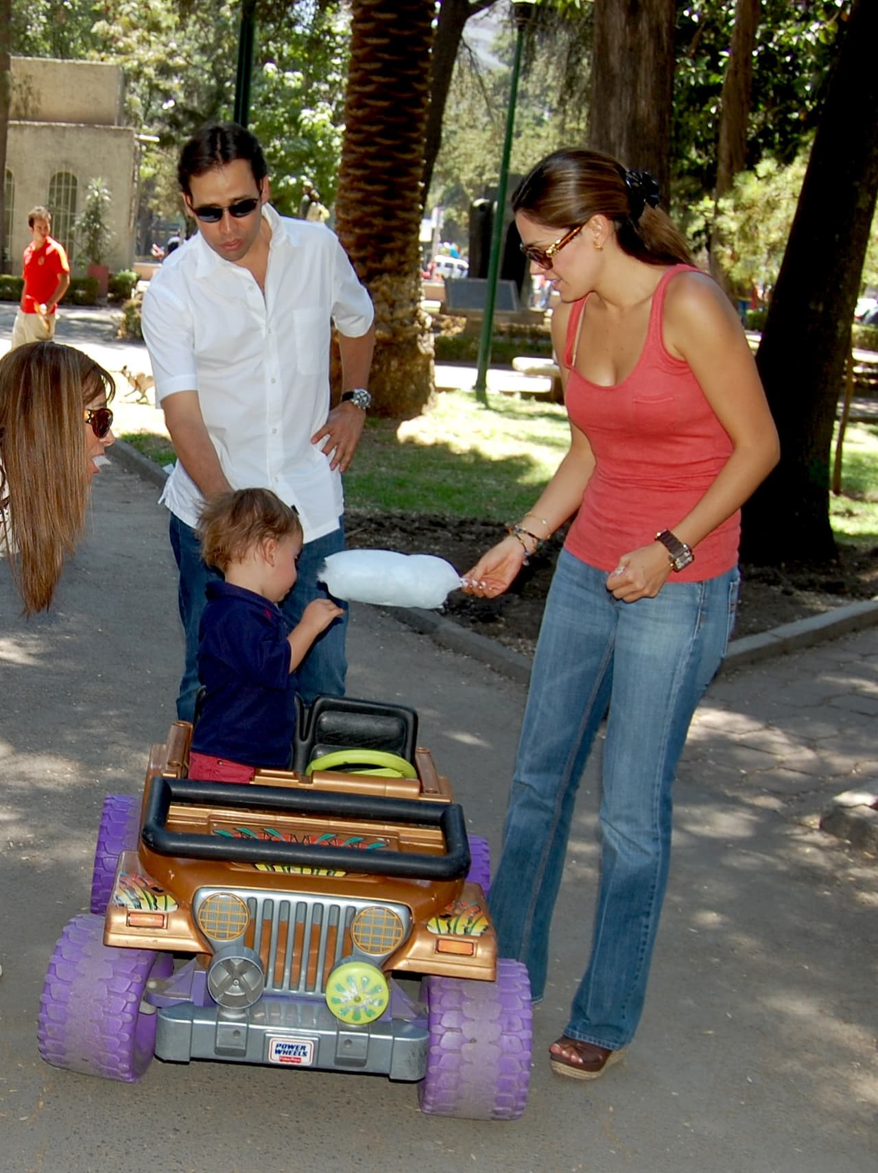 Más tarde, en el año 2013, dio a luz a la pequeña 
<b>María José</b>, por lo que puso una corta pausa a su carrera.