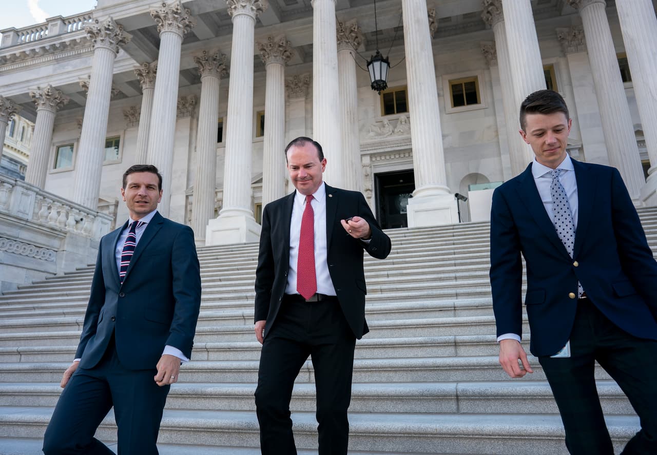 Cámara de Representantes aprueba fondos para evitar cierre del gobierno; ahora pasa al Senado
