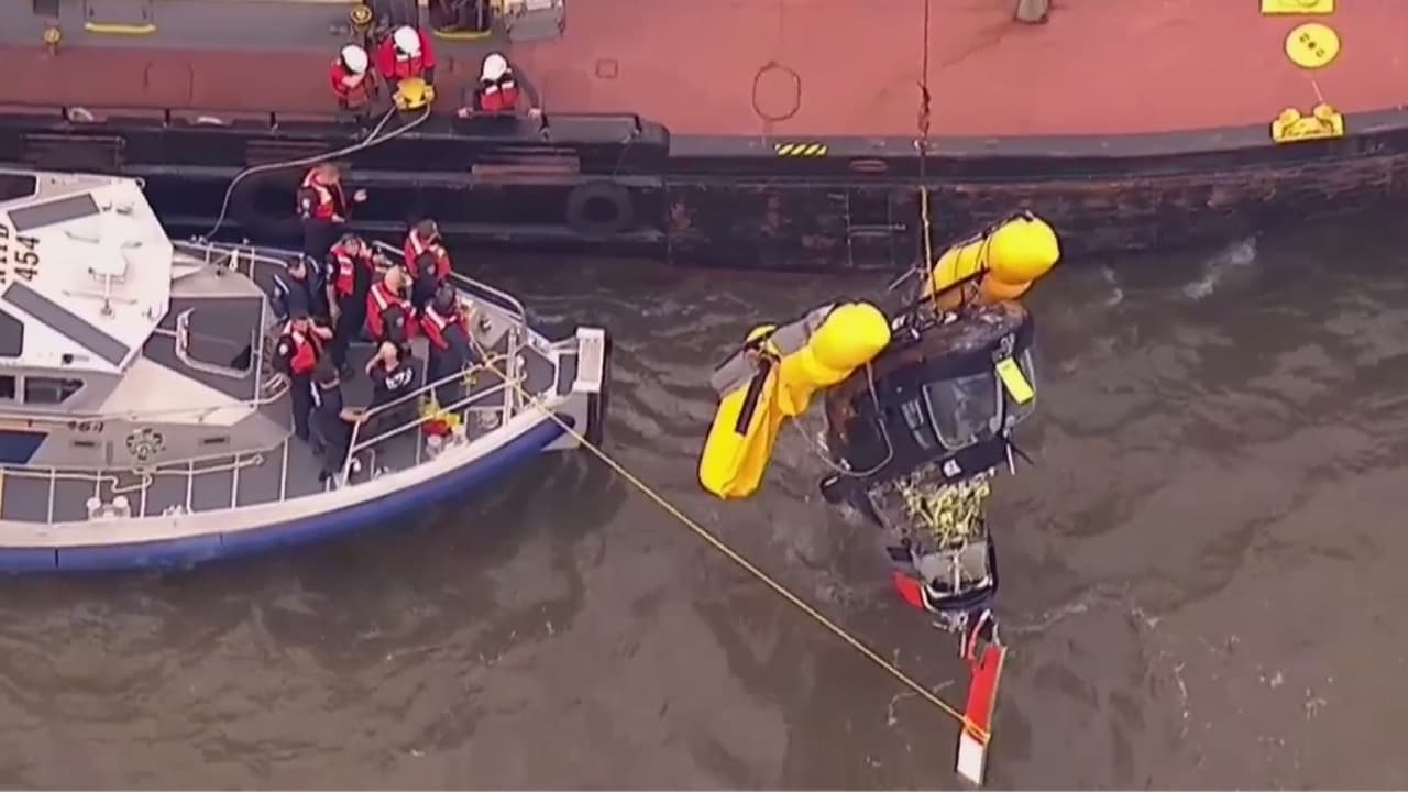Helicóptero cae en el río Hudson cerca del túnel Lincoln

