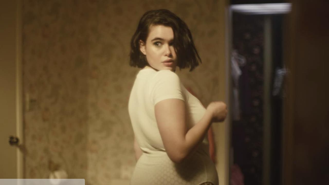 Kat (Barbie Ferreira) em "Euphoria"