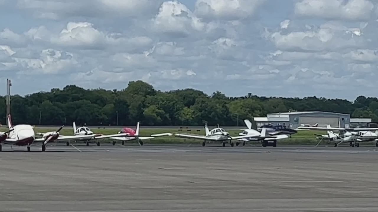 Expectativa por propuesta de comercializar el aeropuerto regional de Manassas, Virginia