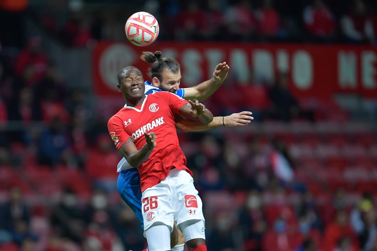 Toluca rescató el empate 1-1 ante Puebla en el Estadio Nemesio Diez en partido adelantado de la Jornada 16.