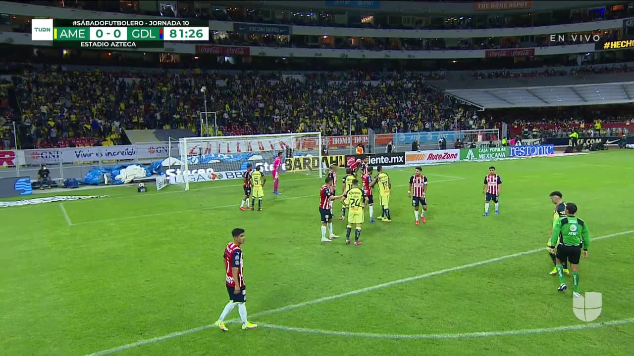 ¡TIRO ATAJADO! disparo por Bruno Valdez.