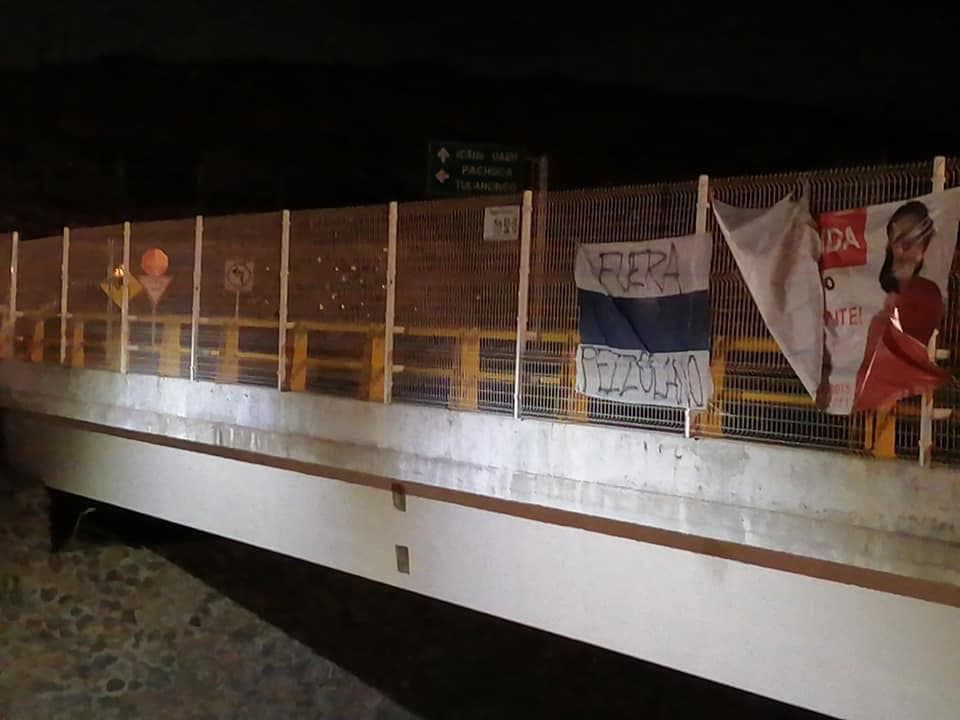 Mantas alrededor del Estadio Hidalgo piden cambio a la directiva, pues se encuentran en último lugar de la tabla de la Liga MX. Ya es la fecha 6 del torneo Clausura 2021 y los 'Tuzos' no han visto la victoria, acumulan 2 puntos de los 18 posibles y sólo tienen dos goles anotados.